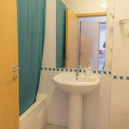 Апартаменти Encosta Da Marina